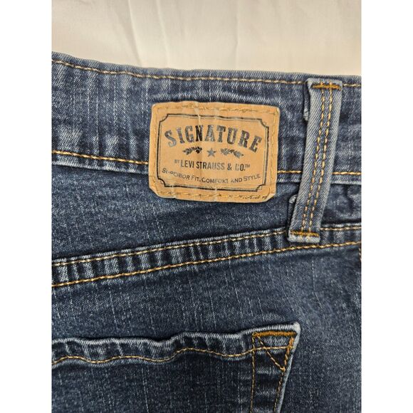 Levi's Strauss Mid-Rise Signature Jeans Misses Women 8 Blue Straight Leg - Picture 7 of 8